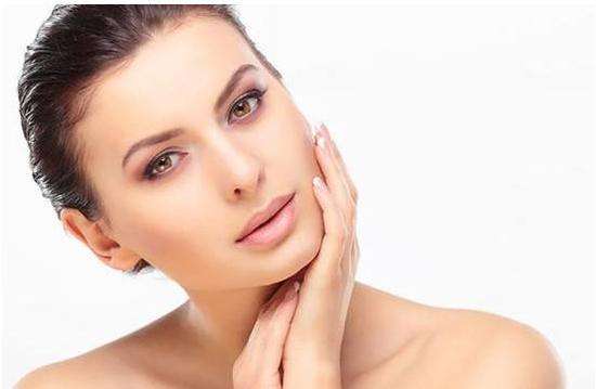 2023北京朝天鼻矯正手術(shù)排名專(zhuān)家(唐梅、劉東亮、王藝霏哪個(gè)技術(shù)更上一樓？)