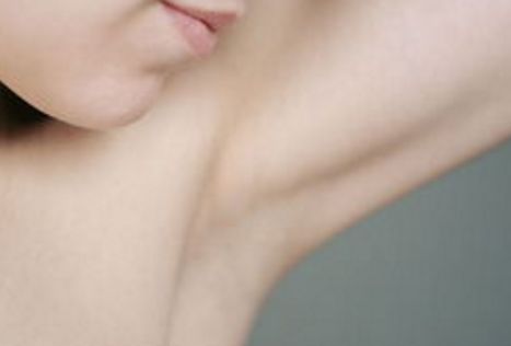 成都三醫(yī)院隆鼻的效果如何？2023年手術(shù)費用更新，可以參考醫(yī)生的口碑