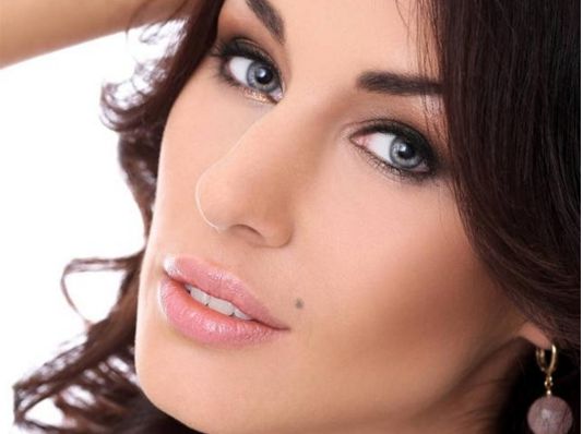 南京哪家整形醫(yī)院好男生？選擇男士整形?？漆t(yī)院需注意哪些因素