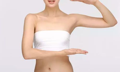 山東青島有哪家植發(fā)醫(yī)院擅長(zhǎng)發(fā)際線種植技術(shù)且價(jià)格合適？