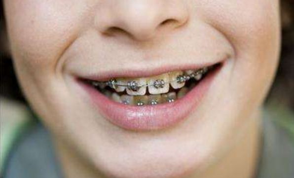 遂寧市第一人民醫(yī)院皮膚美容科有什么特色項目和儀器？