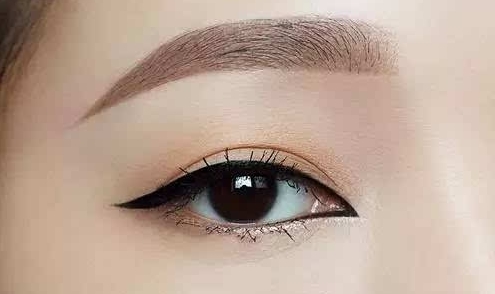 徐榮陽的鼻子效果如何？醫(yī)生實(shí)力深度評(píng)估，走進(jìn)硅膠隆鼻案例分析