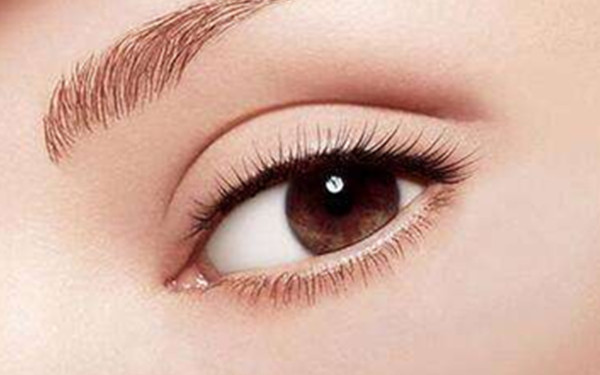 武漢雙眼皮修復(fù)專家排行榜，名醫(yī)方濤、杰出胡江偉、口碑響亮的楊權(quán)明等榮登榜單