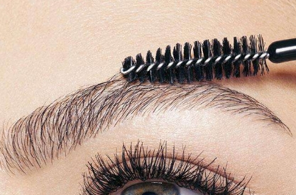 成都大麥微針植發(fā)醫(yī)院位置揭曉！體驗官爵銀醫(yī)生的全面治療效果如何？