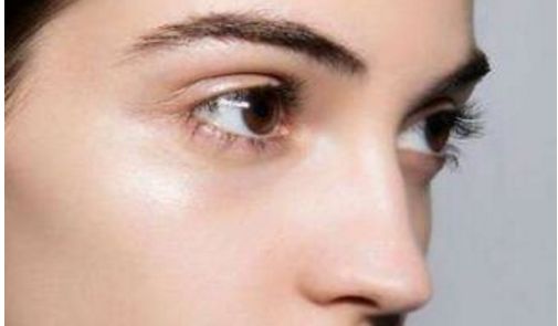 南京哪家醫(yī)院埋線雙眼皮效果好，價格透明公道？