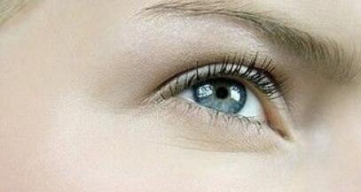 上海受推崇的隆鼻專家榜單，陳付國、王會勇、邱文苑、范榮杰等醫(yī)生獨(dú)占前十名