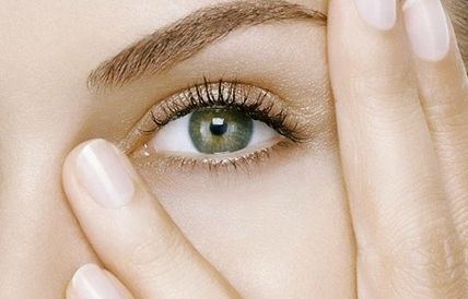 眼皮松垂，還是眼瞼下垂？別搞錯區(qū)別，打造完美眼神！