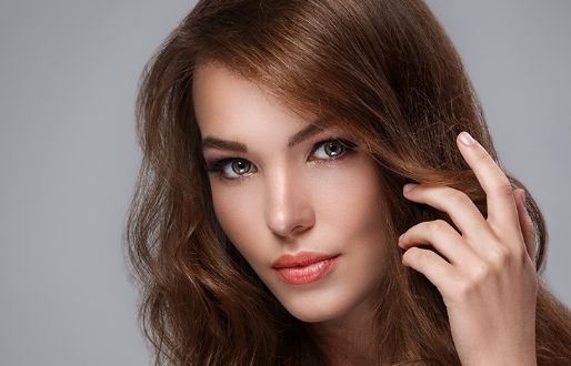 消除雙下巴，讓臉型更美觀的方法揭秘