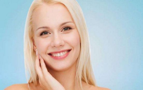 北京整形美容行業(yè)發(fā)展迅猛，眾多脂肪填充專家備受關(guān)注。你知道哪些醫(yī)生在排行榜中名列前茅嗎？