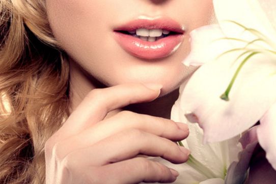 鄭州毋磊醫(yī)生教你完美改善面部輪廓！這是2023年的獨(dú)特案例分享