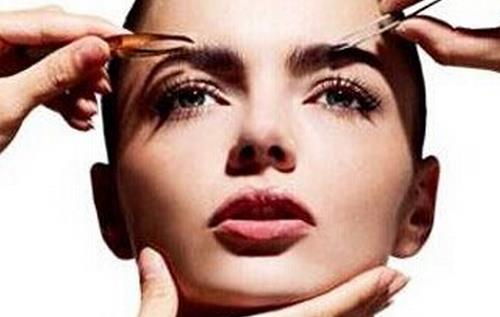 長(zhǎng)沙九龍醫(yī)院簡(jiǎn)介：醫(yī)美整形中心有哪些服務(wù)項(xiàng)目？如何選擇合適的醫(yī)美整形方案？