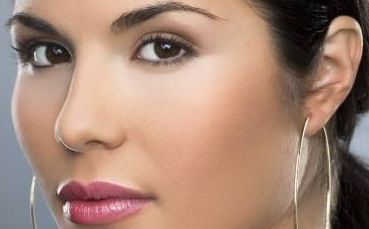 巫文云醫(yī)生豐鼻術(shù)后完美呈現(xiàn)，無與倫比的美鼻魅力閃耀！