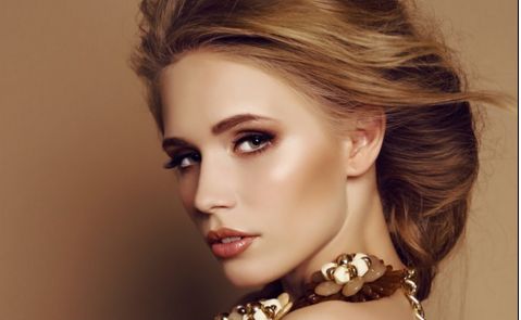 隆胸手術(shù)是否需要掛血袋？普羅菲耳鄭院長(zhǎng)的專業(yè)解讀