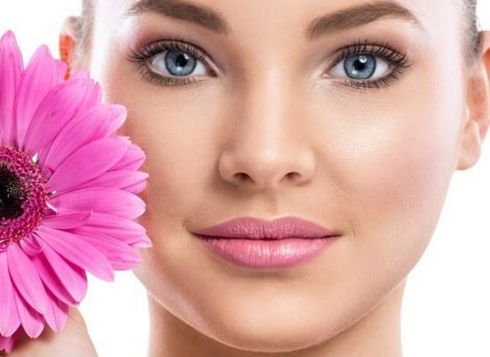 甘肅中醫(yī)院皮膚科醫(yī)生李樹君的痤瘡去除技術(shù)引為關(guān)注，手術(shù)前后真人對(duì)比圖顯示明顯改善！