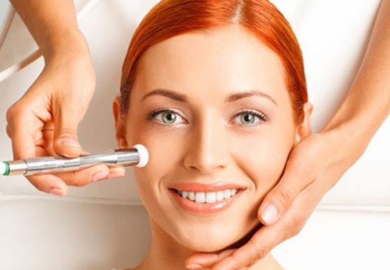 廣東第二人民醫(yī)院整形科的卓越表現(xiàn)：專家張?jiān)扑?、博士學(xué)位為您解讀整形外科學(xué)