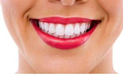 劉月的軍科生涯及整形技術(shù)評(píng)價(jià)