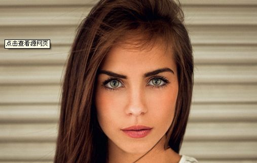 女子整容上癮，整形多次遭醫(yī)院拒手術(shù)