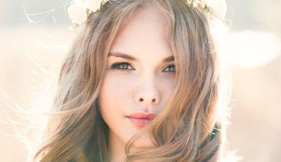 夏季安全嫩膚，彩光療程術(shù)后妝容定妝何時適宜？