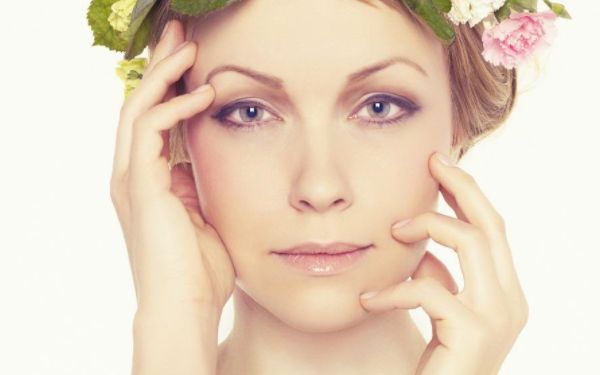 夏日護(hù)膚必備！聰明女孩的防曬攻略，告別傷害