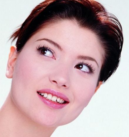 大連德萊茵醫(yī)療美容診所評(píng)價(jià)：專業(yè)醫(yī)生團(tuán)隊(duì)、全面資質(zhì)信息揭秘