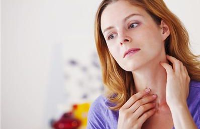 王世虎自體脂肪隆胸口碑如何？權威醫(yī)生揭秘真實效果