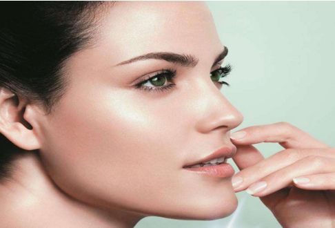 青島大學(xué)附屬醫(yī)院美容整形科雙眼皮價(jià)格查詢：醫(yī)生名單和案例分享！