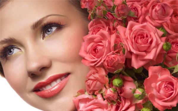 葉飛輪技術(shù)下的成都市第三人民醫(yī)院雙眼皮整形，案例分享及價格查詢