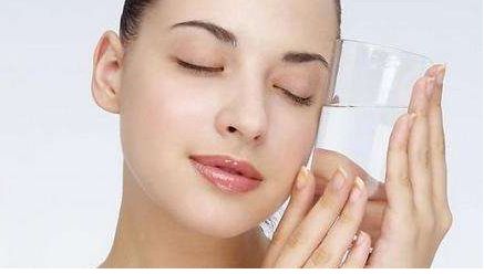 重慶西南醫(yī)院：劉林奇醫(yī)生的雙眼皮技術(shù)及成功案例揭秘！