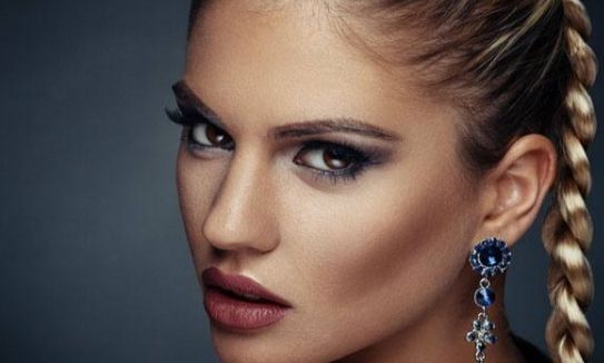 成都米蘭柏羽注重雙眼皮割手術(shù)的專業(yè)醫(yī)療團隊