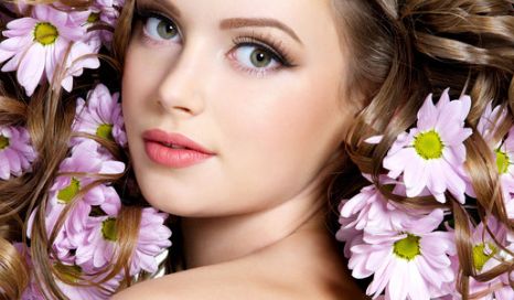 【特邀名醫(yī)】成都醫(yī)美專家鄧東偉：蜻蜓點(diǎn)水般的鼻繡藝術(shù)，展現(xiàn)獨(dú)特魅力