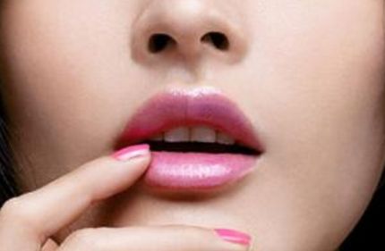 上海最受推崇的假體隆胸醫(yī)生，數(shù)一數(shù)二的專家是誰(shuí)？