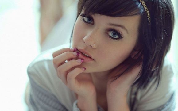 副乳切除術(shù)的操作步驟和風險：該手術(shù)是否安全可靠？