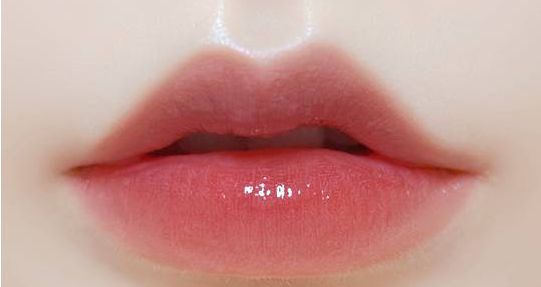 探尋謝雙靈面部輪廓整形技術(shù)有何優(yōu)勢(shì)醫(yī)生背景和費(fèi)用詳解