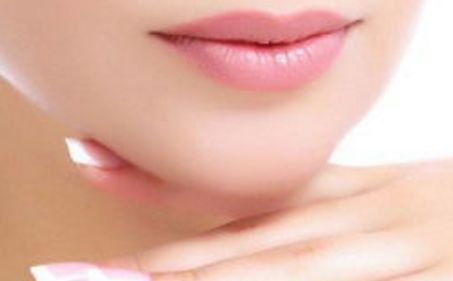 首屆北京八大處盛況：穆大力巧妙演繹棒棒糖懸掛絕技！技術(shù)高超，聽聞已風靡全城！