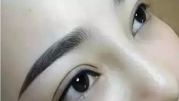 北京鄭永生，在整形手術(shù)方面專攻鼻部，為您帶來完美鼻子的藝術(shù)創(chuàng)作