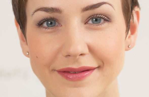 田國(guó)靜修復(fù)外切眼袋療效如何？費(fèi)用信息有哪些？案例圖片更新供參考