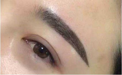 石家莊哪里專業(yè)可靠的硅膠隆鼻醫(yī)院值得考慮？