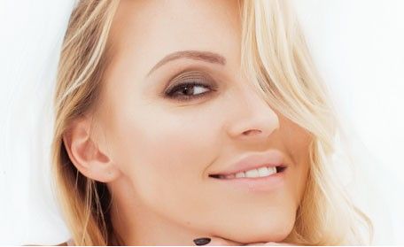 青島修復(fù)雙眼皮十強(qiáng)醫(yī)生口碑實(shí)力排行榜：知名度爆表！