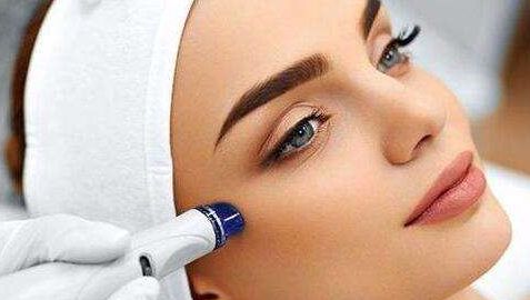 哈爾濱雙眼皮整形醫(yī)院推薦！公私兩立都有選擇余地