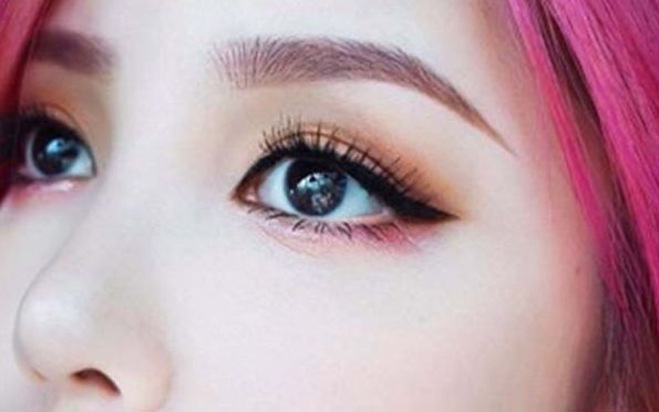 上海頂級整形醫(yī)院推出雙眼皮修復專家名單，權威實力不可小覷！