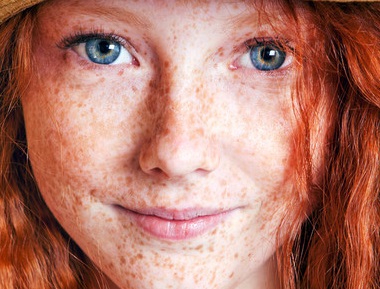 東莞康華醫(yī)院醫(yī)療整形美容科醫(yī)生的詳細信息是什么？