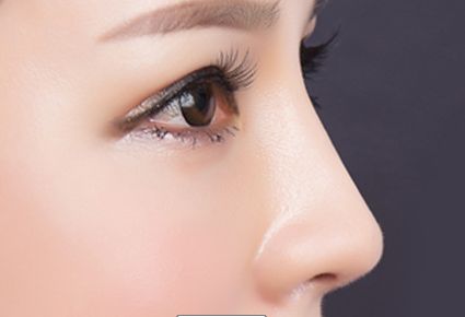 深圳整形醫(yī)院對(duì)比：公立還是私立，你該如何選擇？