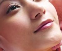 成都豐胸醫(yī)生排行榜：哪個醫(yī)生受歡迎？