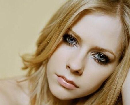 900醫(yī)院的美容科醫(yī)生名單及隆胸案例有哪些值得關(guān)注？