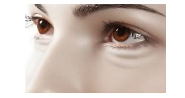 揭秘國內(nèi)頂尖的眼科醫(yī)生！這份十大眼整形專家名單將讓你大開眼界！