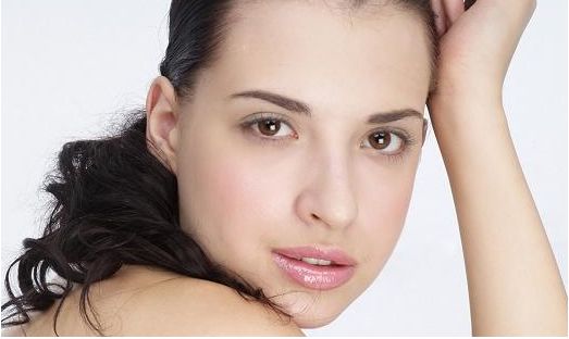 草根妙招！輕松消除黃褐斑，告別暗沉肌膚！