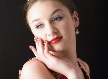 大慶康美口腔醫(yī)院的頂級(jí)專家團(tuán)隊(duì)閃耀醫(yī)療領(lǐng)域