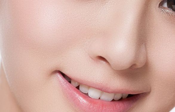 2023年度廣州南方醫(yī)院鼻部整形醫(yī)生排名前三，擁有自然美鼻絕技！