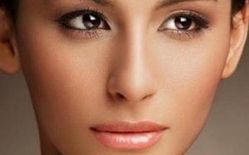 上海九院脂肪填充的專業(yè)醫(yī)生有多少？權威排行榜揭秘！