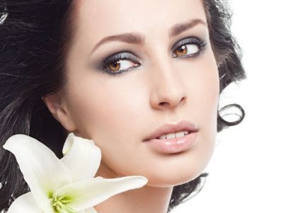 鄭州賈亮醫(yī)生獨(dú)特技法讓雙眼煥然一新，效果神奇可信！